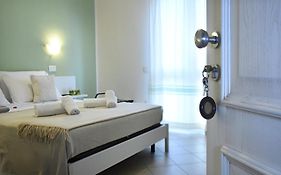 Hotel Stella D'Oro Villasimius Exterior photo